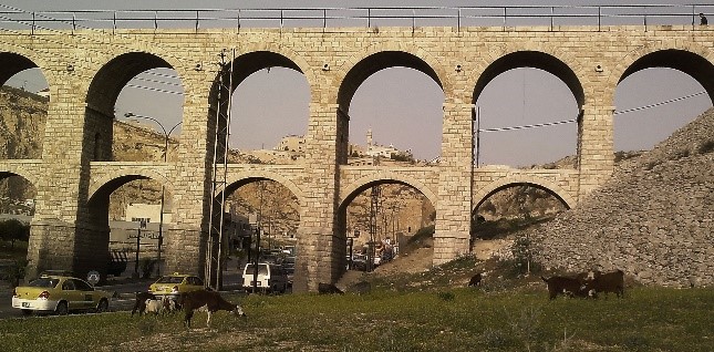 الاقواس_العشرة