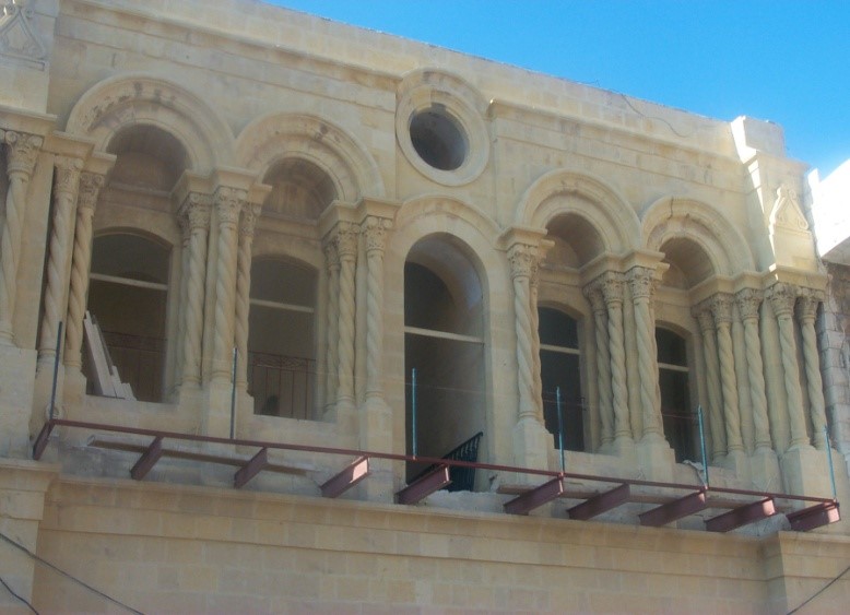 مبنى_اثري